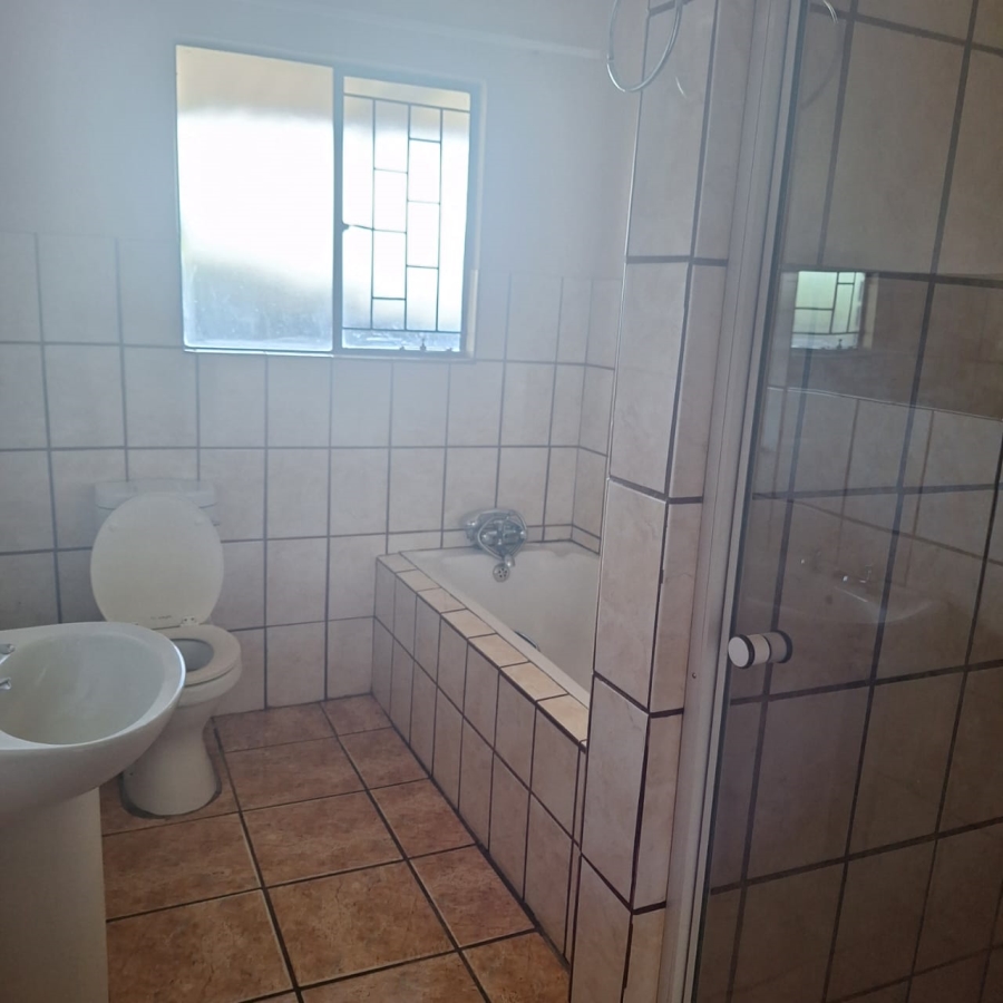 To Let 3 Bedroom Property for Rent in Wrenchville Northern Cape